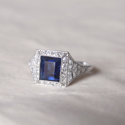 French Art Deco 2.45 Carat Sapphire and Old Cut Diamond Cluster
