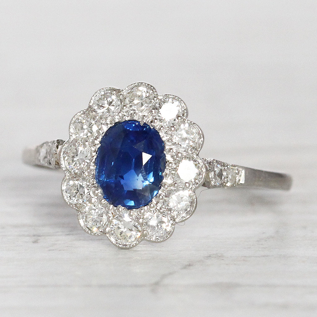 Edwardian 0.90 Carat Sapphire and Old Cut Diamond Cluster