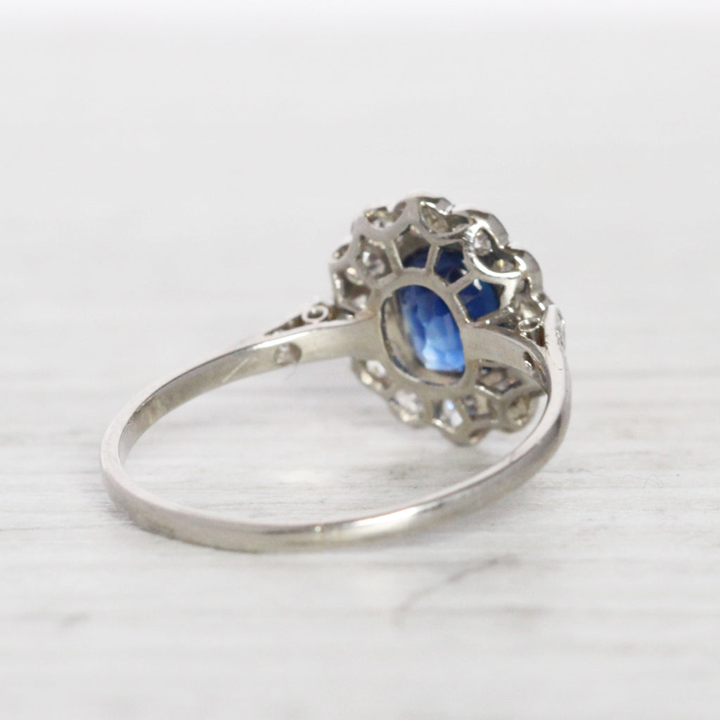 Edwardian 0.90 Carat Sapphire and Old Cut Diamond Cluster